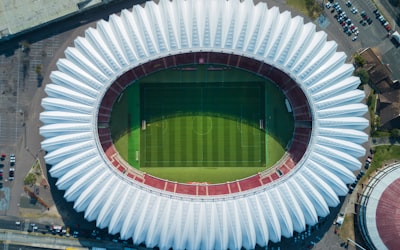 德国队球员在比赛最后阶段依然积极奔跑